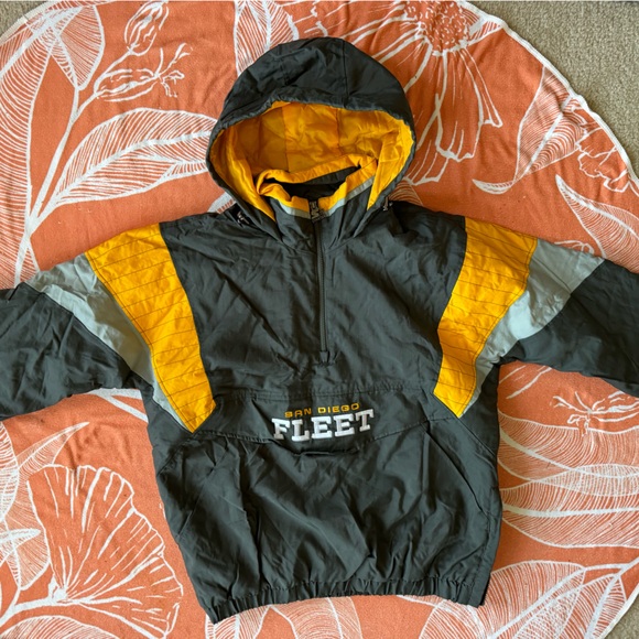 San Diego Fleet Pullover Winter Coat - Picture 2 of 15